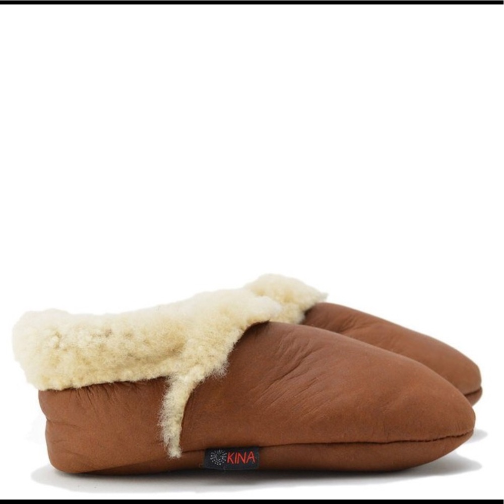 Nui Organics Kina Toddler Lambskin Booties